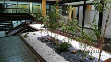 Popločavanje površina oblutkom BELI OBLUTAK “HILANDAR”